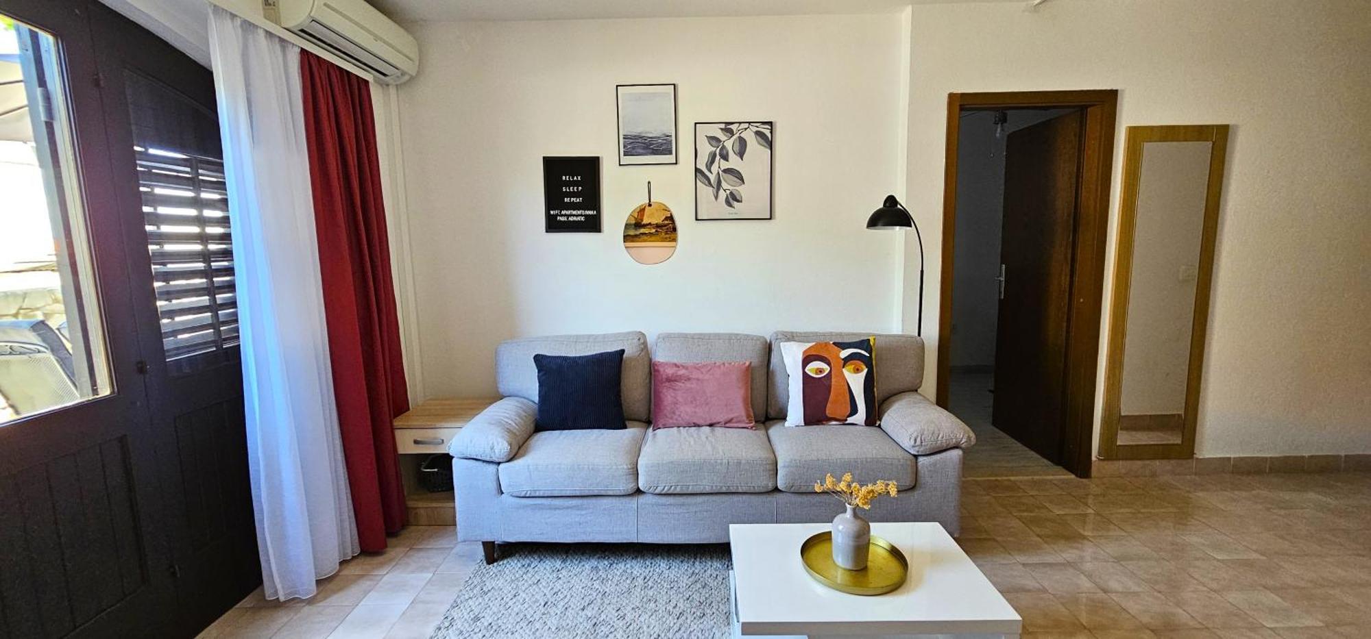 Apartments Ivana Sutivan Eksteriør billede